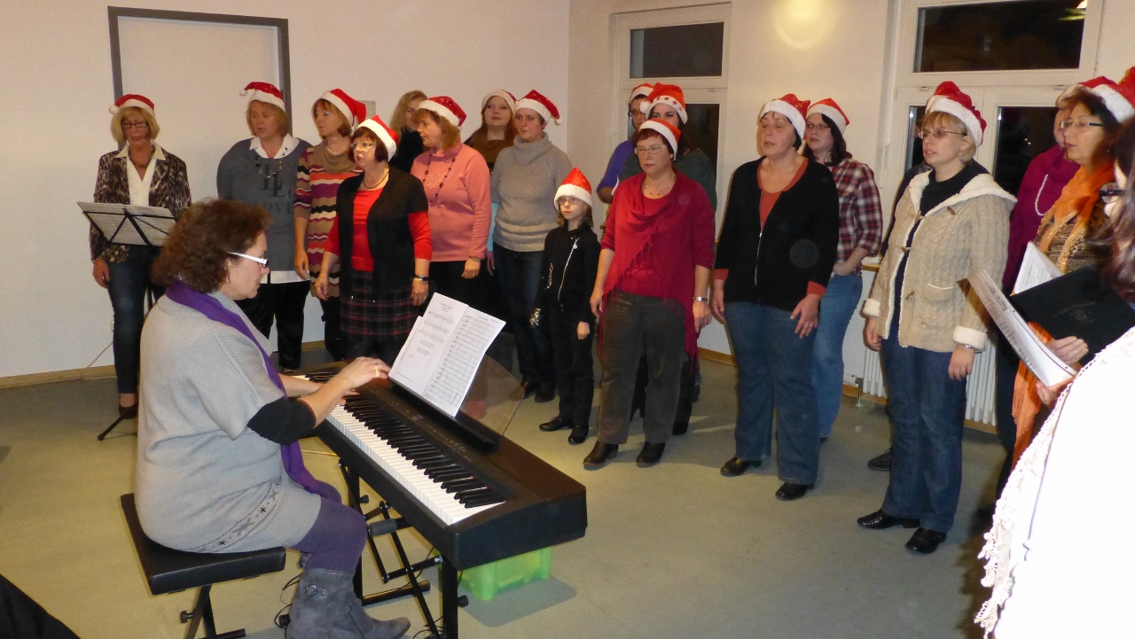 17.12.2013: Vorweihnachtliche Singstunde